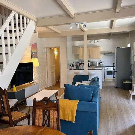 Holiday home Maison De Cosy A 5mn De La Merville-Franceville-Plage